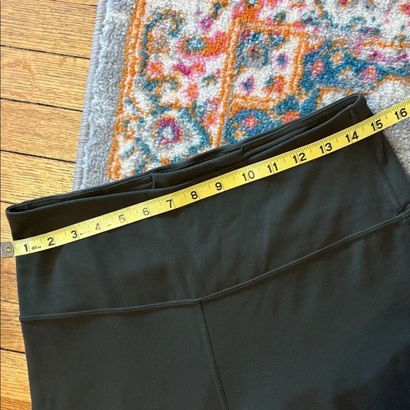 lululemon army green yoga pants - Picture 4 of 7